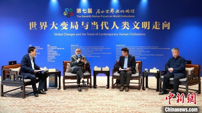 9月27日，第七屆尼山世界文明論壇首場(chǎng)高端對(duì)話舉行。　梁犇 攝