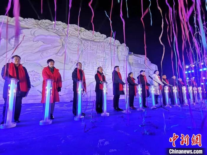 啟動(dòng)儀式現(xiàn)場。　趙桂華 攝