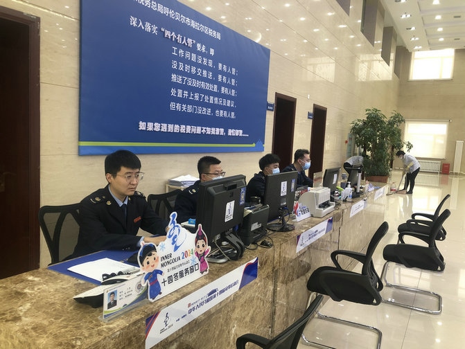 中共黨員、一等功榮立者王曙光不言放棄，堅持到比賽最后（王鵬）.jpg
