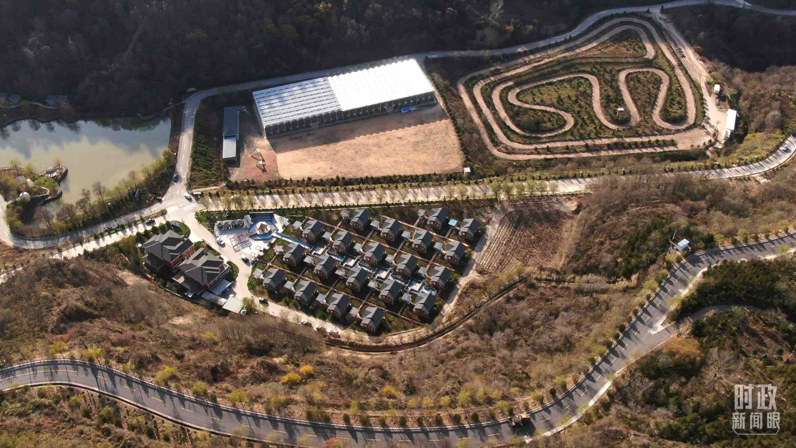 △延安市安塞區(qū)高橋鎮(zhèn)南溝村。2022年10月，總書記曾到這里考察調(diào)研。（總臺記者劉海濤、錢金庫拍攝）