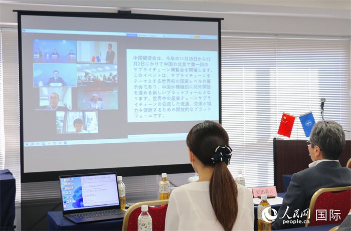中國貿(mào)促會副會長柯良棟視頻致辭。人民網(wǎng) 許可攝