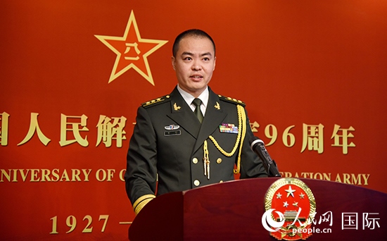 中國駐瑞典大使館李珂副武官致辭。人民網(wǎng)記者 殷淼攝