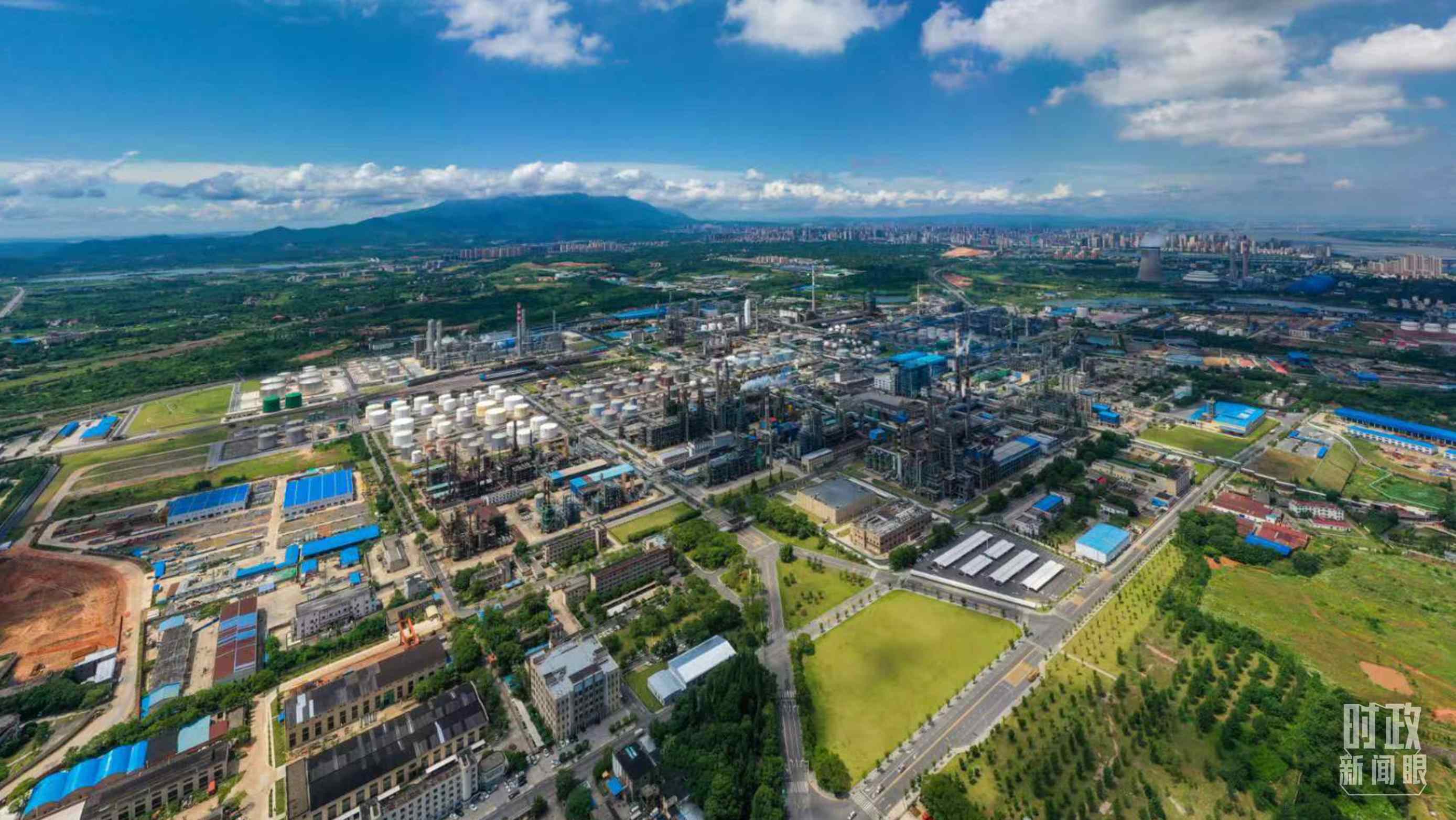△中國石化九江分公司。（總臺記者劉陽拍攝）