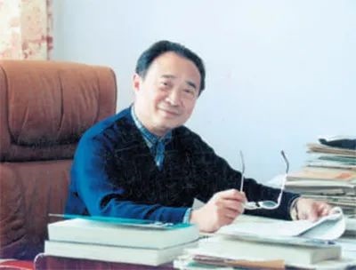 中年時(shí)的鐘萬勰。大連理工大學(xué)供圖