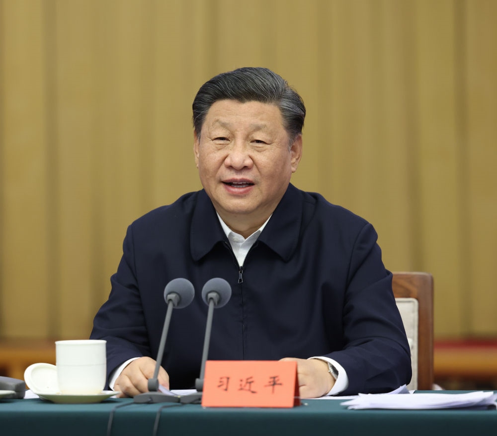2021年10月22日下午，中共中央總書記、國家主席、中央軍委主席習(xí)近平在山東省濟(jì)南市主持召開深入推動黃河流域生態(tài)保護(hù)和高質(zhì)量發(fā)展座談會并發(fā)表重要講話。新華社記者 謝環(huán)馳 攝