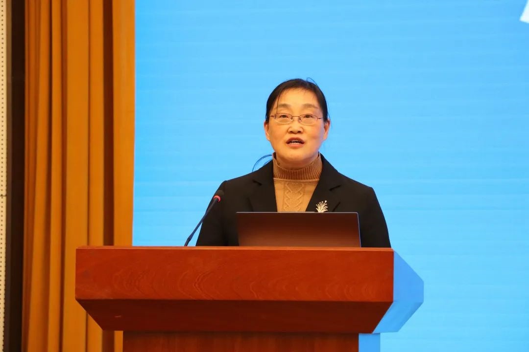 浙江省社會(huì)科學(xué)界聯(lián)合會(huì)黨組成員、秘書(shū)長(zhǎng)劉東致辭。主辦方供圖