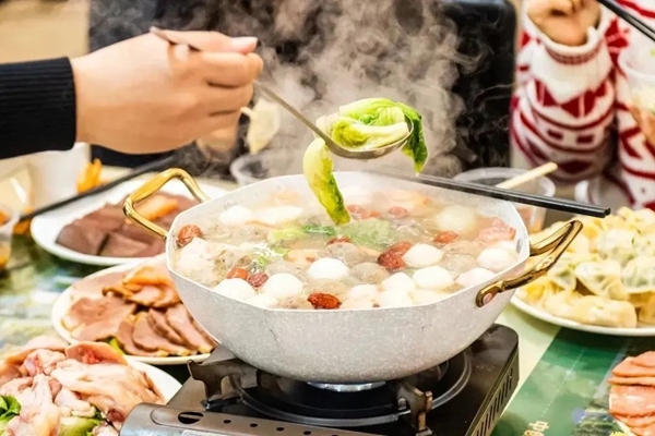華南理工大學(xué)推出火鍋年夜飯。校方供圖