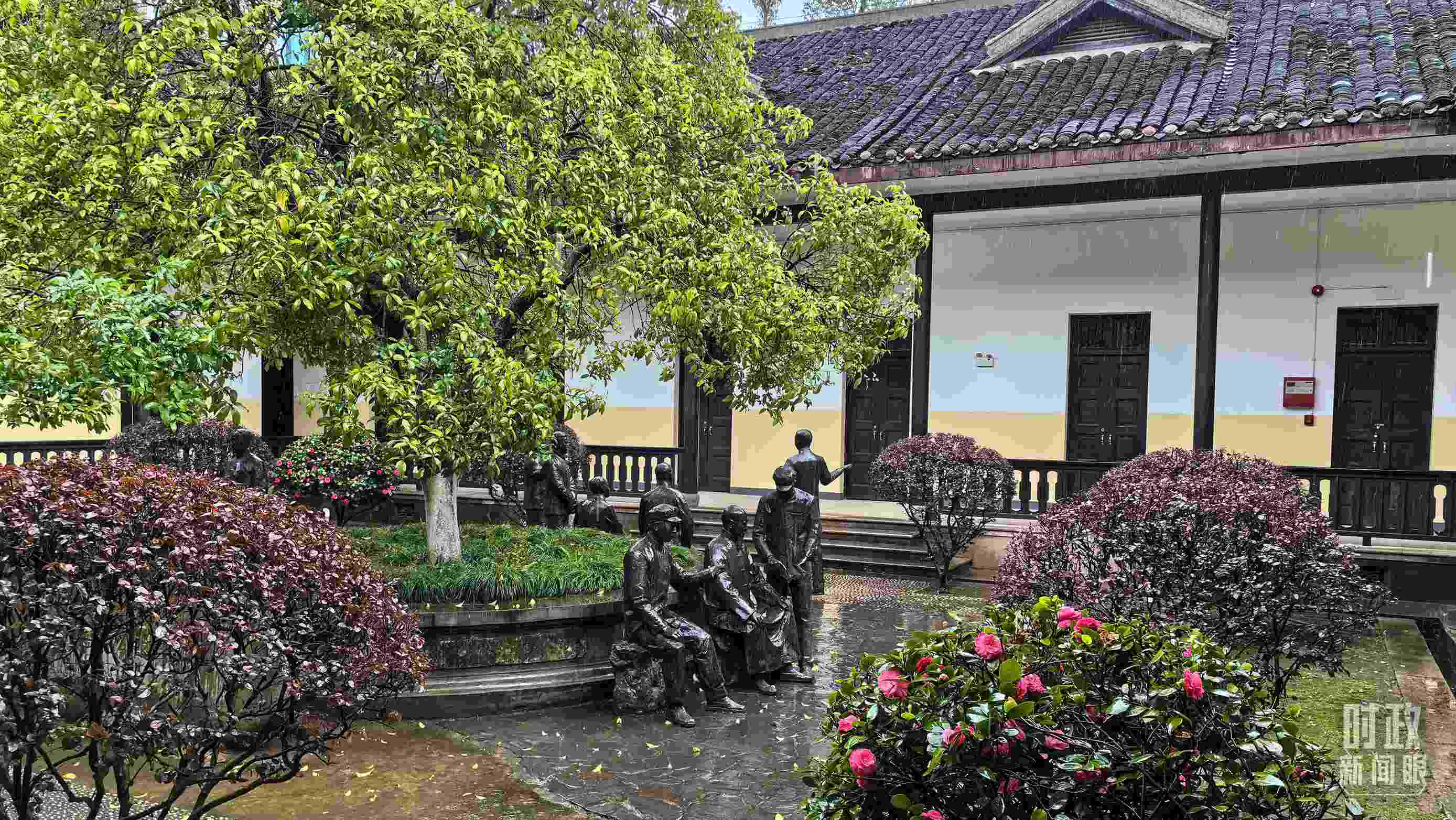 △湖南第一師范學(xué)院（城南書院校區(qū)）校園里。（總臺央視記者趙化拍攝）