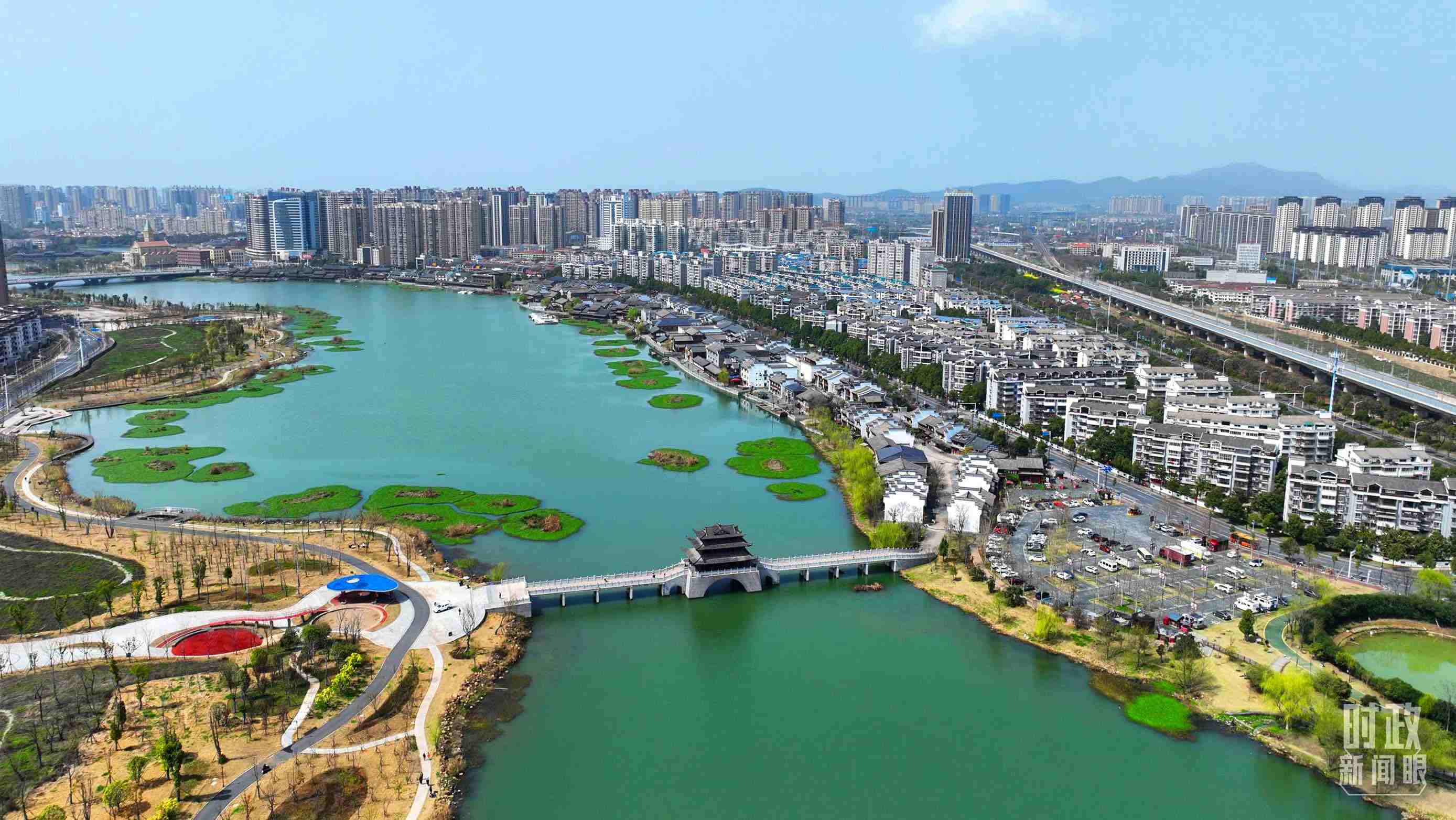 湖南常德。此次座談會(huì)前，習(xí)近平在長沙、常德兩地實(shí)地考察。（總臺(tái)央視記者范凱拍攝）