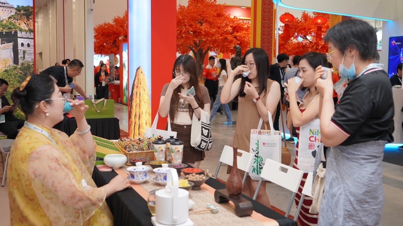 寧夏非遺八寶茶互動展示。 吉隆坡中國文化中心供圖