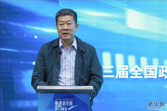 中國版權協(xié)會理事長、第十三屆全國政協(xié)文化文史和學習委員會副主任、新聞出版總署原副署長、國家版權局原副局長閻曉宏現(xiàn)場致辭