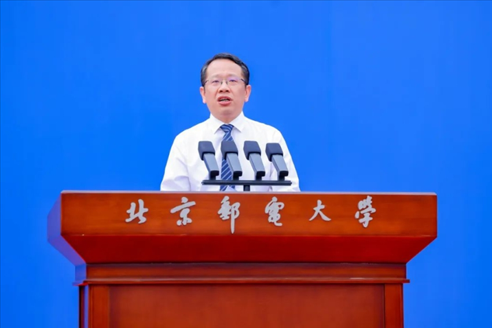 北京郵電大學(xué)校長(zhǎng)徐坤發(fā)表講話。校方供圖