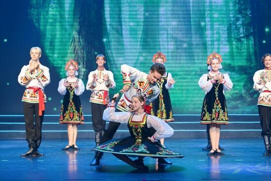第十屆“歡動北京”開幕，12國青少年向未來問好