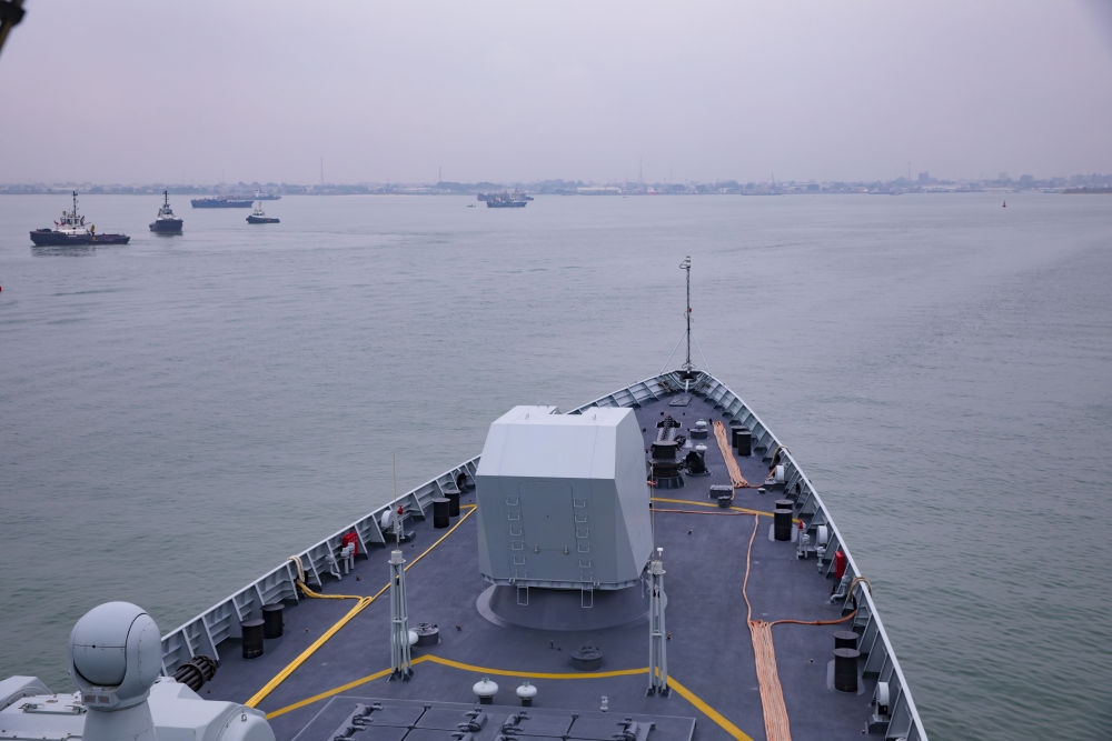 2023年7月14日，中國(guó)海軍第43批護(hù)航編隊(duì)南寧艦駛?cè)雱偣ú迹┖诮歉郏_(kāi)始對(duì)剛果（布）進(jìn)行為期4天的友好訪問(wèn)。