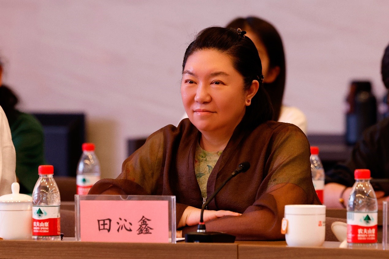 中國(guó)國(guó)家話劇院院長(zhǎng)田沁鑫。國(guó)話供圖
