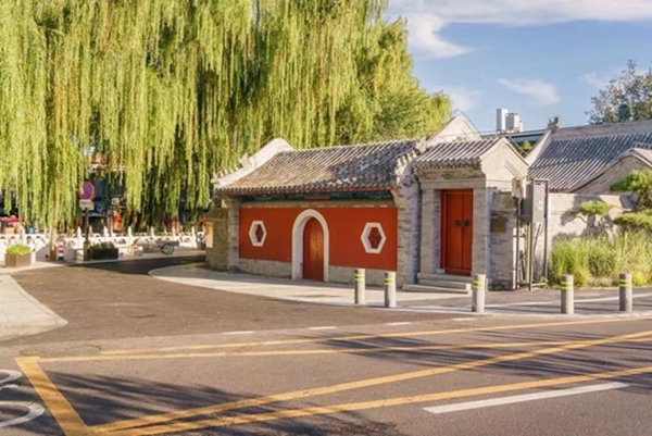 北京建筑大學(xué)古建保護與利用專業(yè)師生對北京德勝門內(nèi)大街開展空間品質(zhì)綜合提升項目，圖為項目竣工后的實景圖。校方供圖