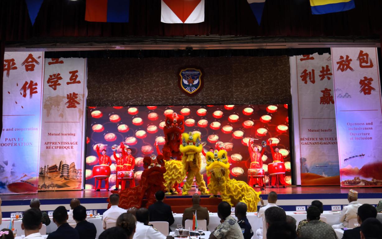舞獅表演《金獅送?！?。主辦方供圖