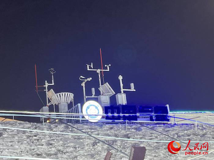 園區(qū)內九要素自動氣象觀測站。人民網(wǎng) 高清揚攝