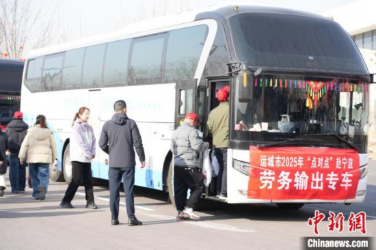 為提升服務(wù)精準(zhǔn)度，活動期間特別開展定點(diǎn)勞務(wù)輸出服務(wù)。 解凱光 攝