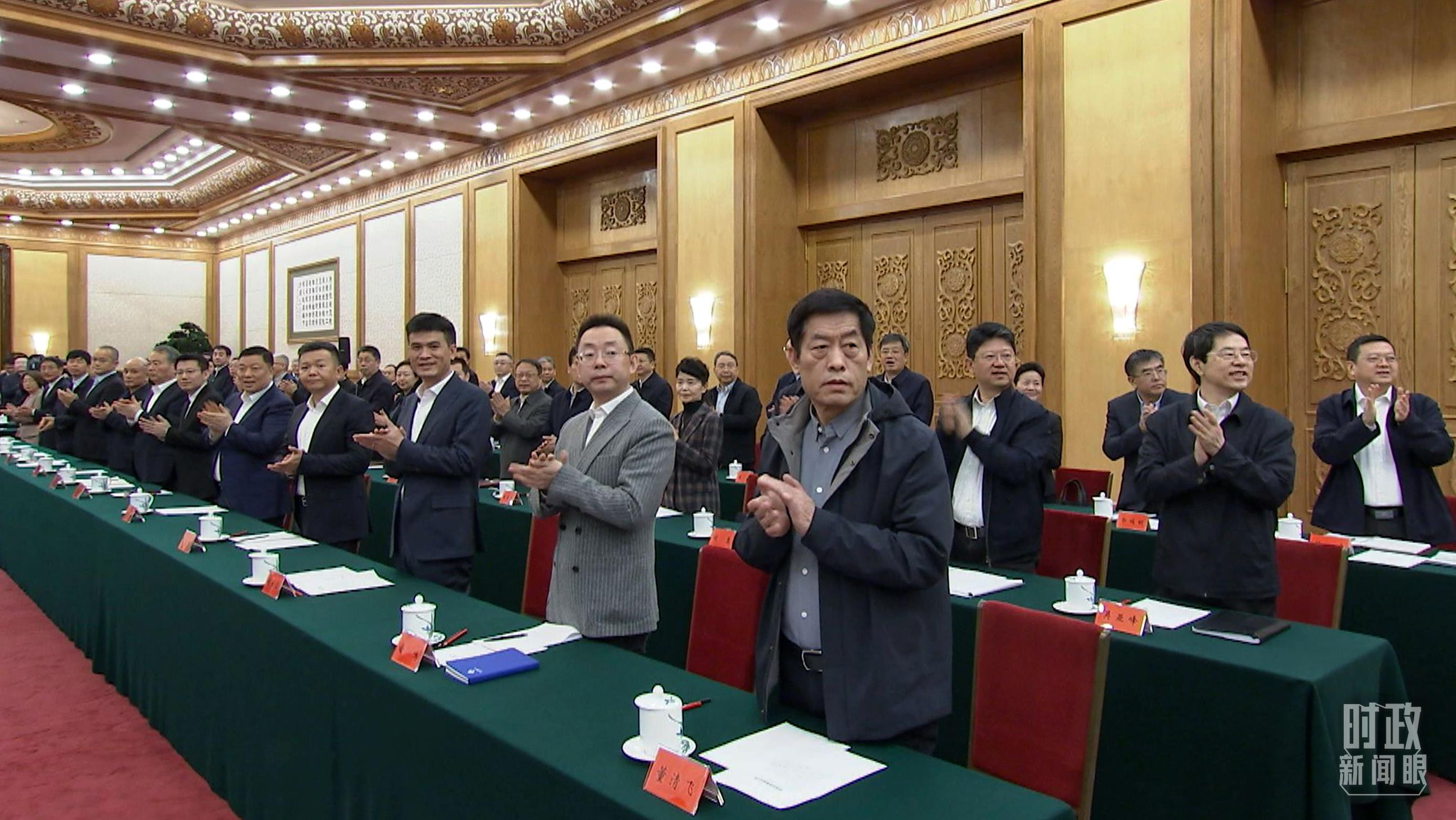 △2月17日，民營企業(yè)座談會現(xiàn)場。