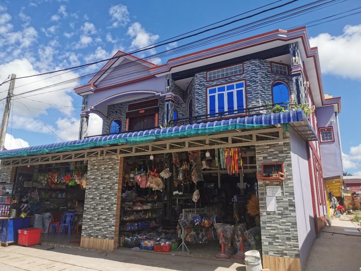 毗鄰西港特區(qū)的商店。西港特區(qū)供圖