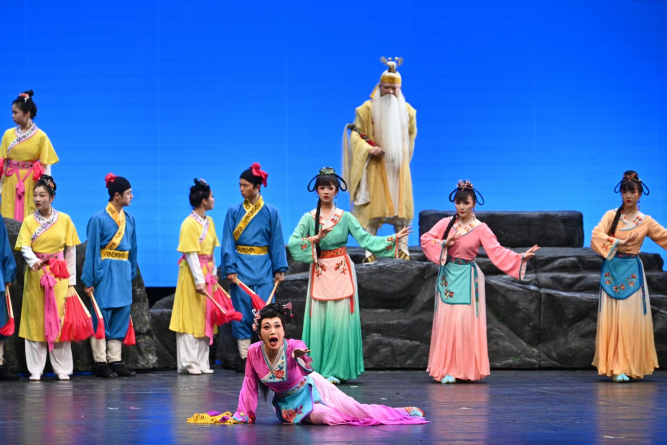 《七妹與蛇郎》演出劇照。國家大劇院供圖